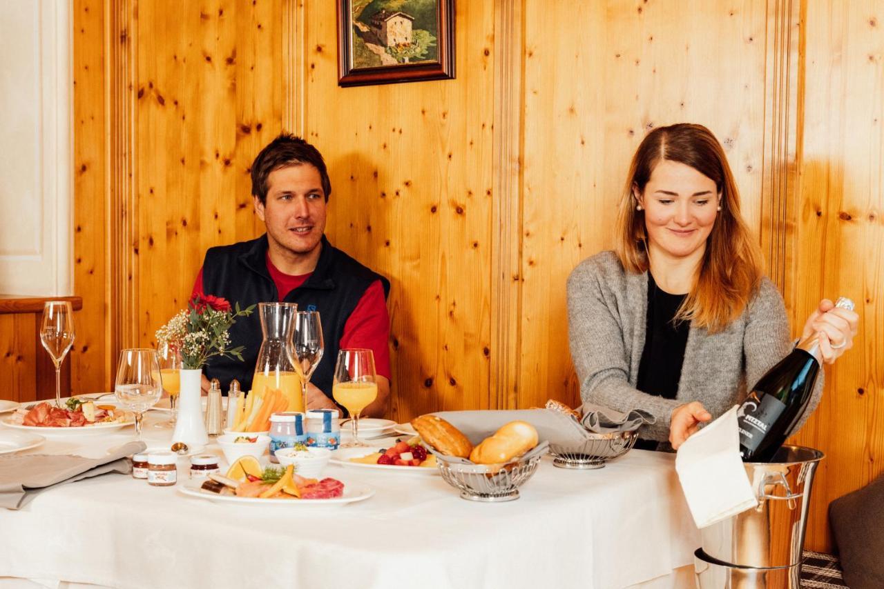 Hotel Mittagskogel Pitztal Sankt Leonhard im Pitztal Dış mekan fotoğraf