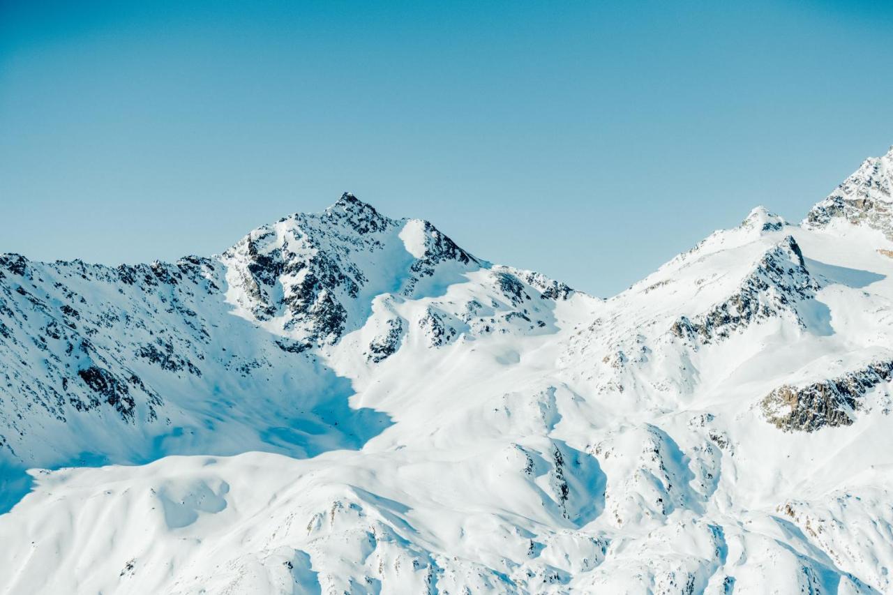 Hotel Mittagskogel Pitztal Sankt Leonhard im Pitztal Dış mekan fotoğraf