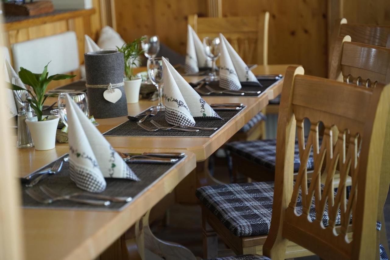 Hotel Mittagskogel Pitztal Sankt Leonhard im Pitztal Dış mekan fotoğraf