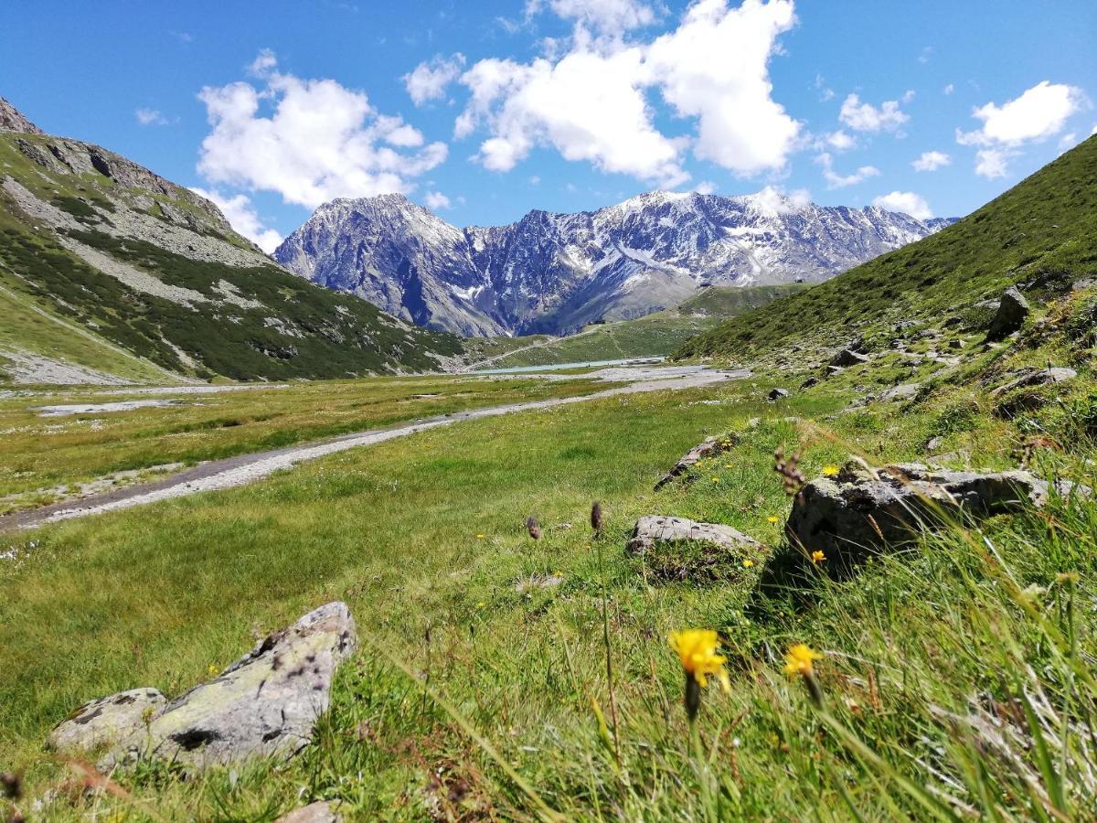Hotel Mittagskogel Pitztal Sankt Leonhard im Pitztal Dış mekan fotoğraf