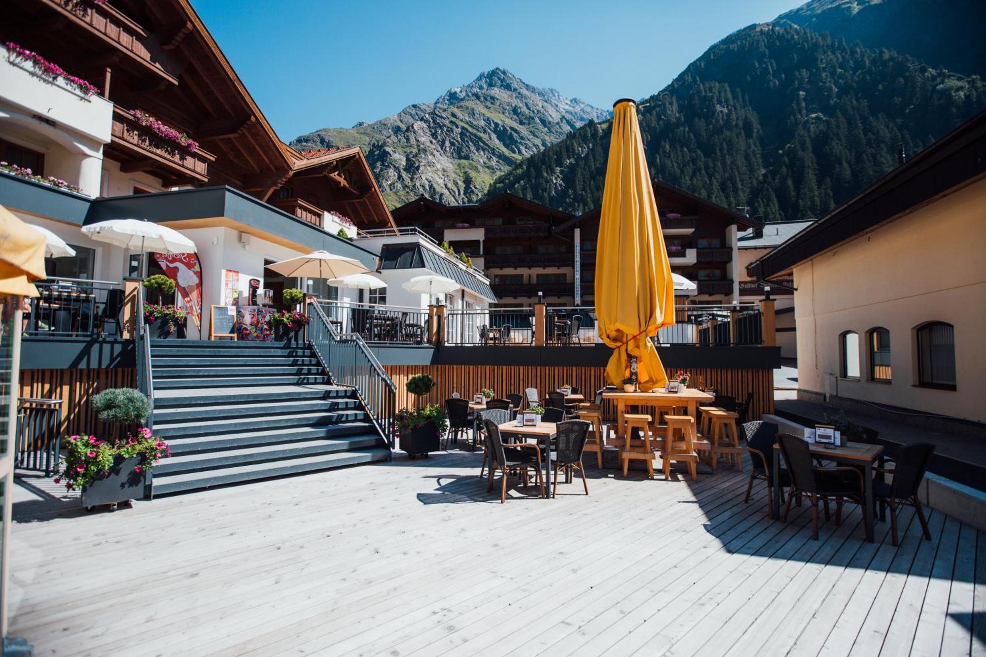 Hotel Mittagskogel Pitztal Sankt Leonhard im Pitztal Dış mekan fotoğraf