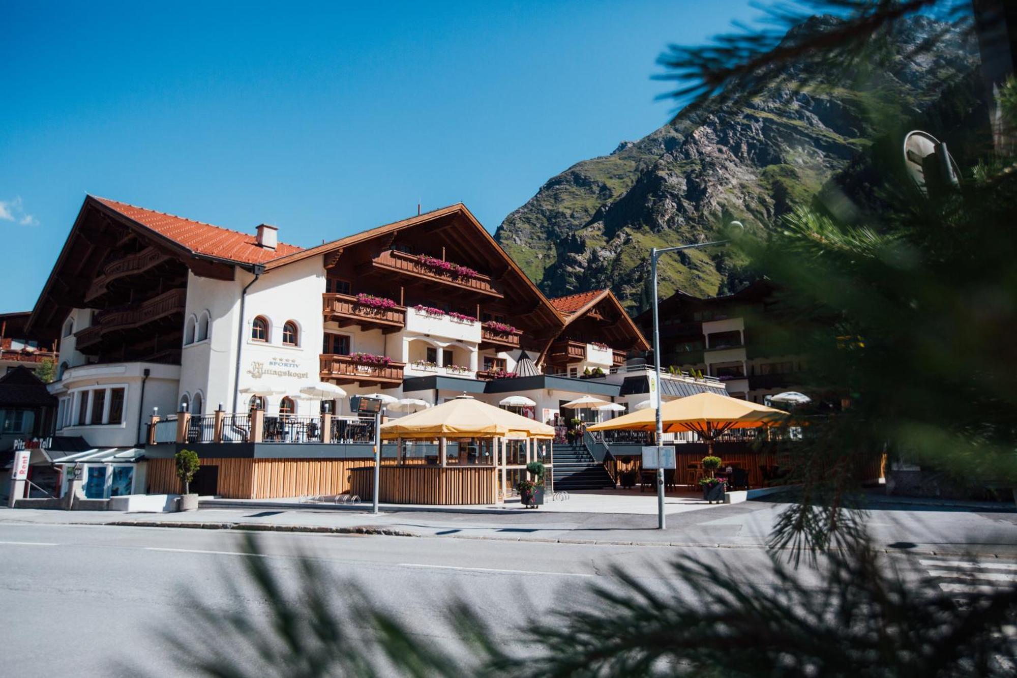 Hotel Mittagskogel Pitztal Sankt Leonhard im Pitztal Dış mekan fotoğraf