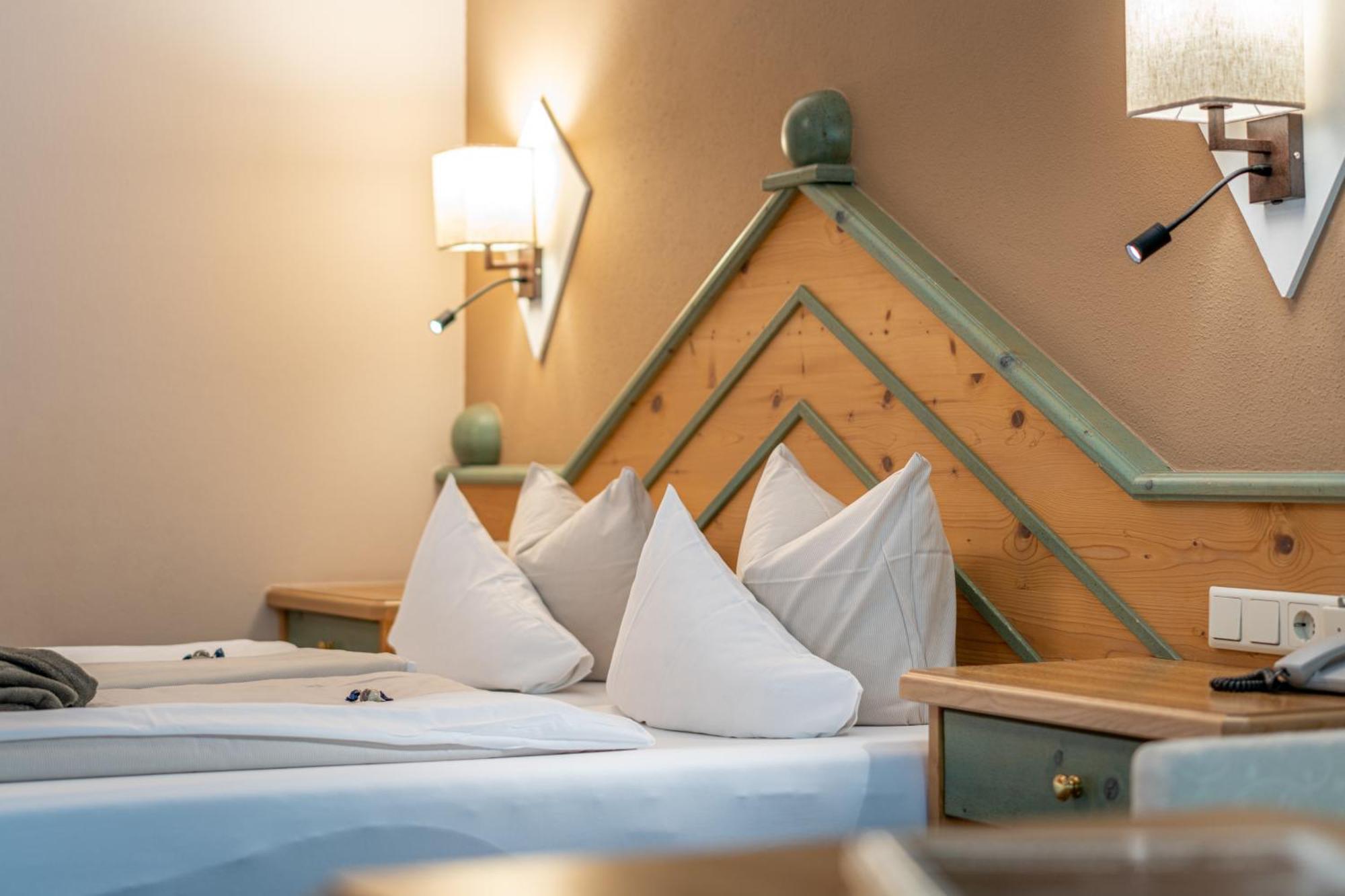 Hotel Mittagskogel Pitztal Sankt Leonhard im Pitztal Dış mekan fotoğraf